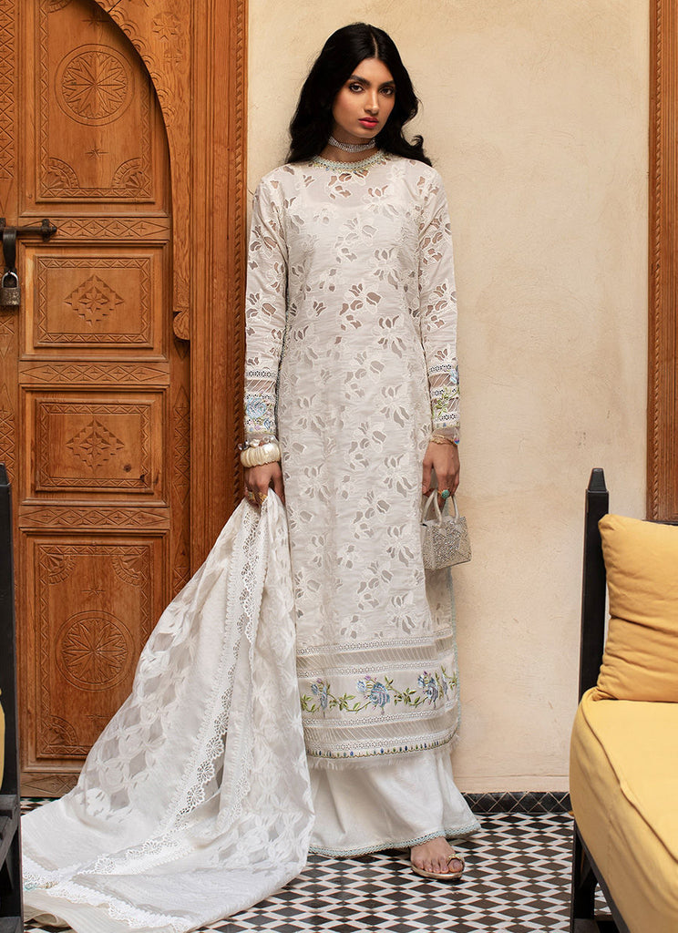 Farah Talib Aziz - Ourika Ivory