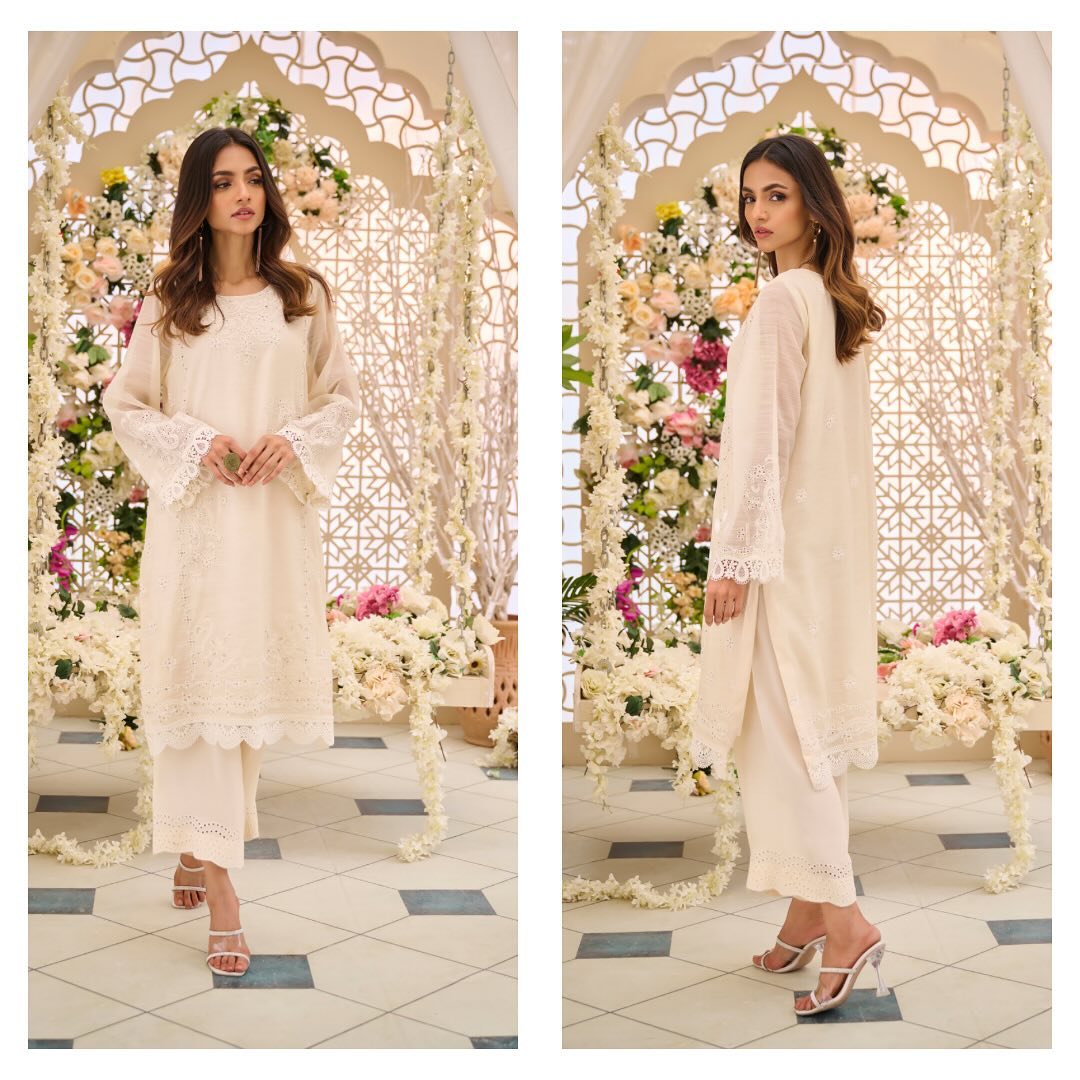 Dhanak - DA-2149 OFF WHITE EMROIDERED KURTA WITH TROUSER