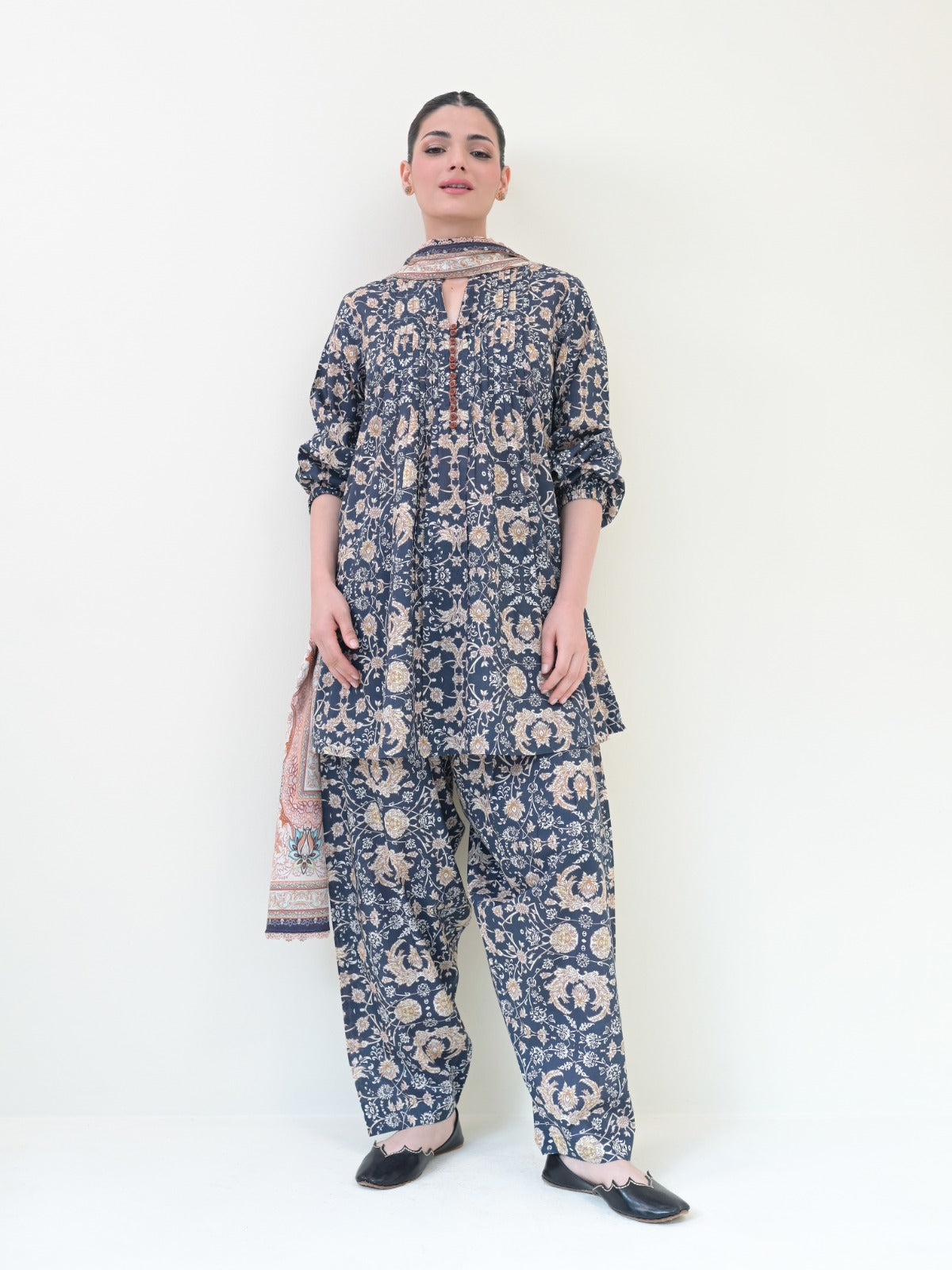 UNSTITCHED 3 PIECE - PRINTED CAMBRIC SUIT S289