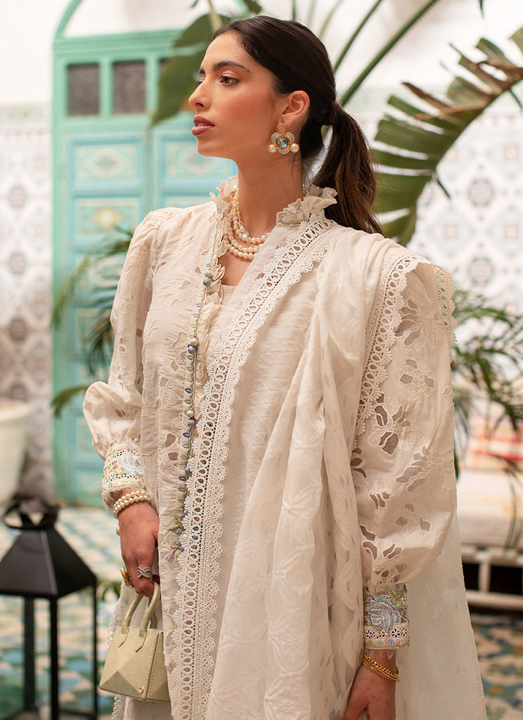 Farah Talib Aziz - Ourika Ivory